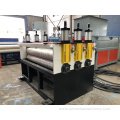 Plastic pipe haul off machine for extrusion